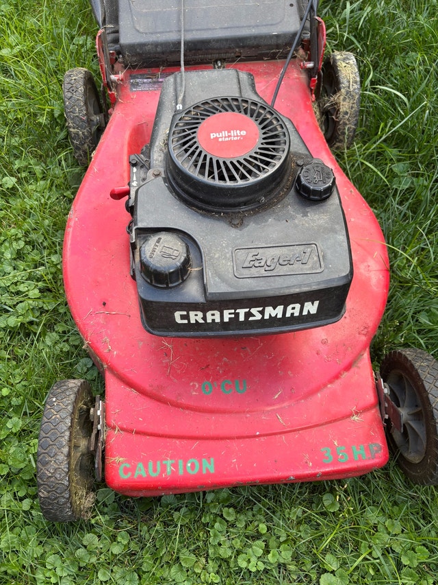 Craftsman Gas Lawnmower - photo 4