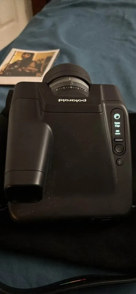 Polaroid I-2 Starter Set – Used Once, Like New (with Box + Acces image indicator(6)