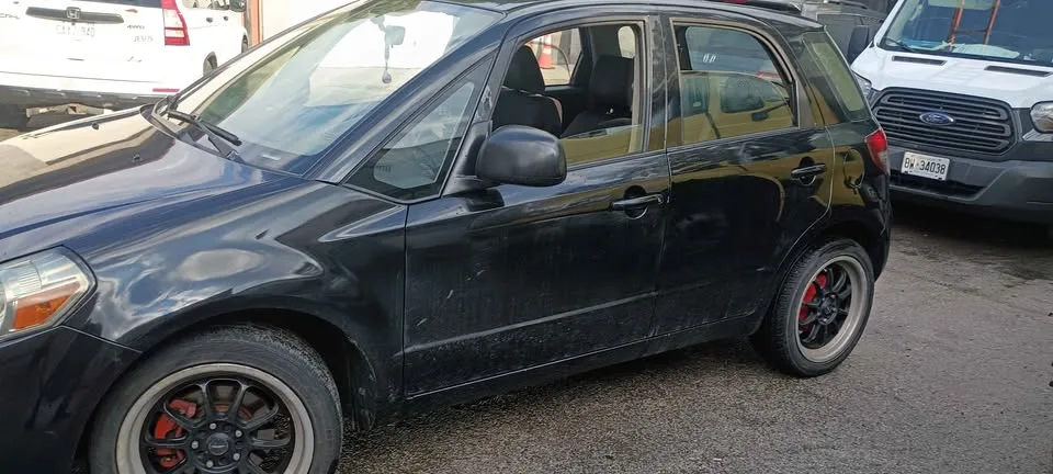 2010 Suzuki SX4 image indicator(2)