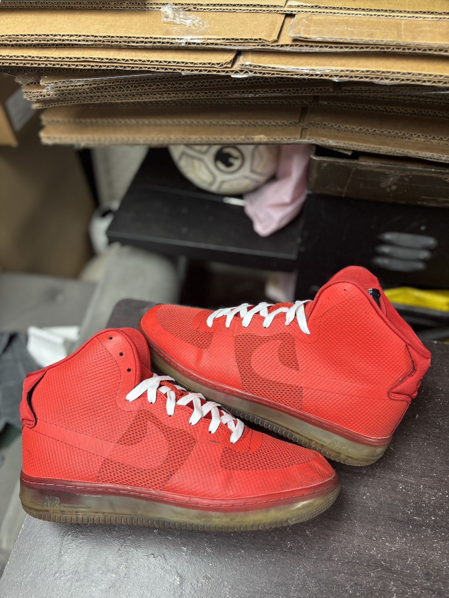 Nike Air Force 1 High Red