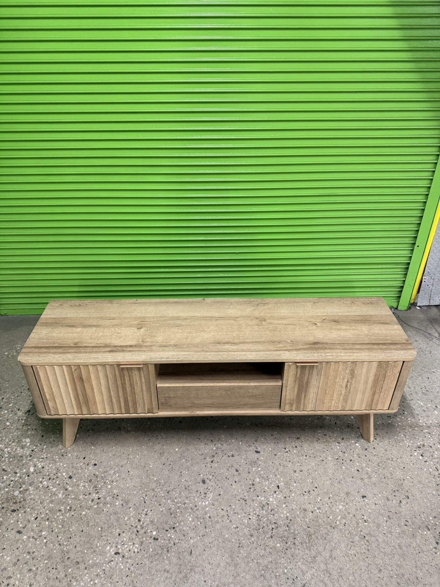 Brooklyn Mid-Century Modern TV Stand - Free Deliveryyy - photo 2