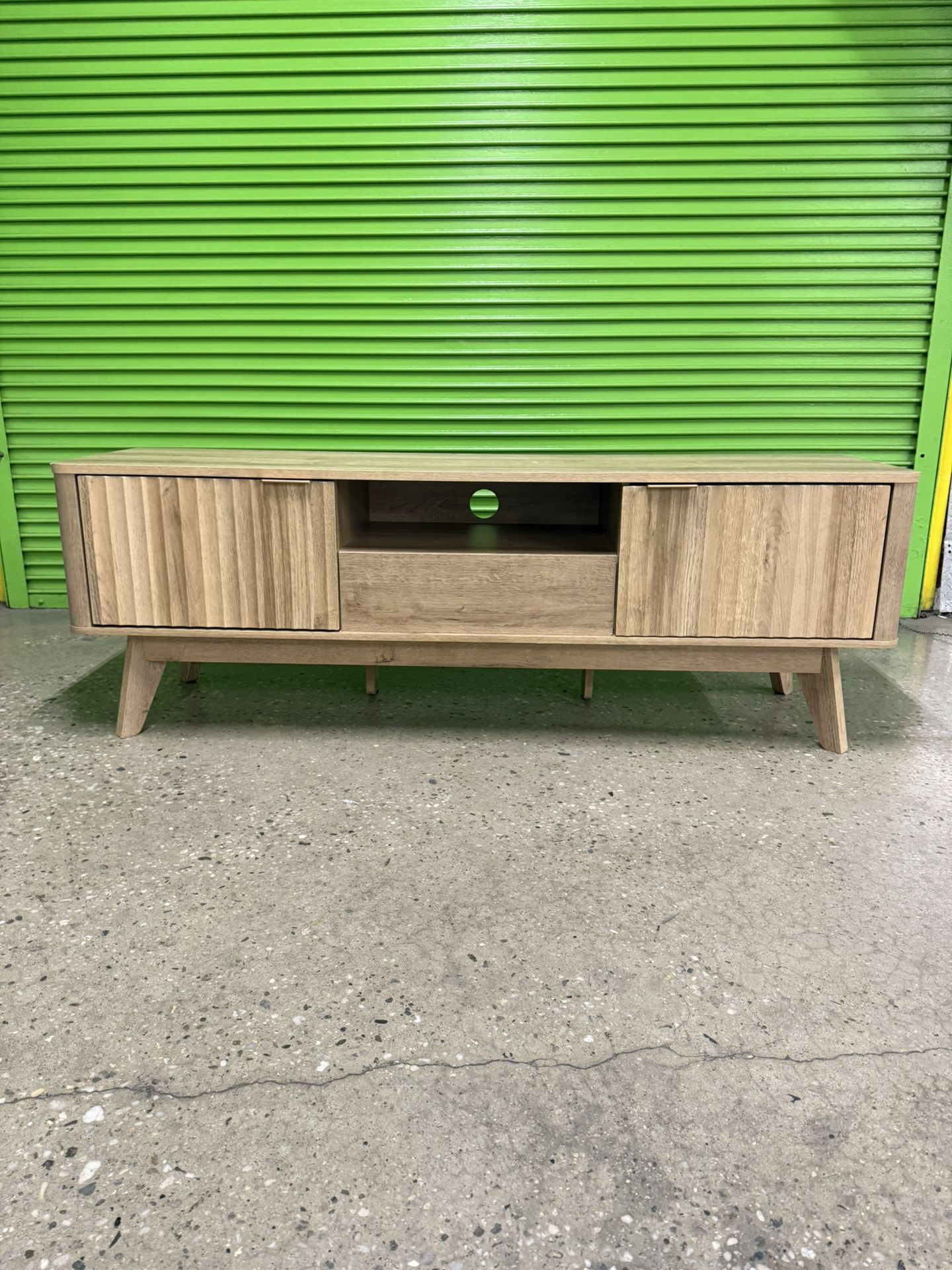 Brooklyn Mid-Century Modern TV Stand - Free Deliveryyy - photo 5