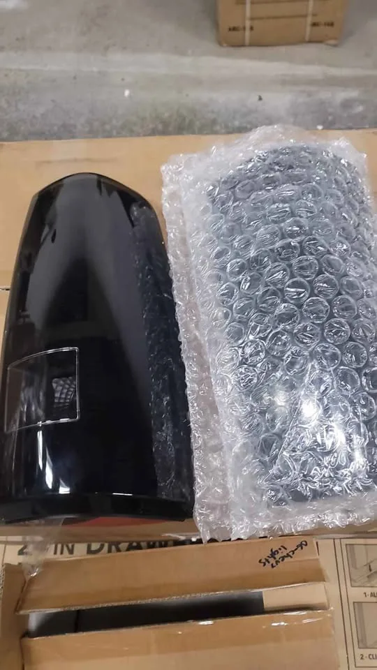 Tail Light Assembly Chevy Silverado 2003-2006 image indicator(4)