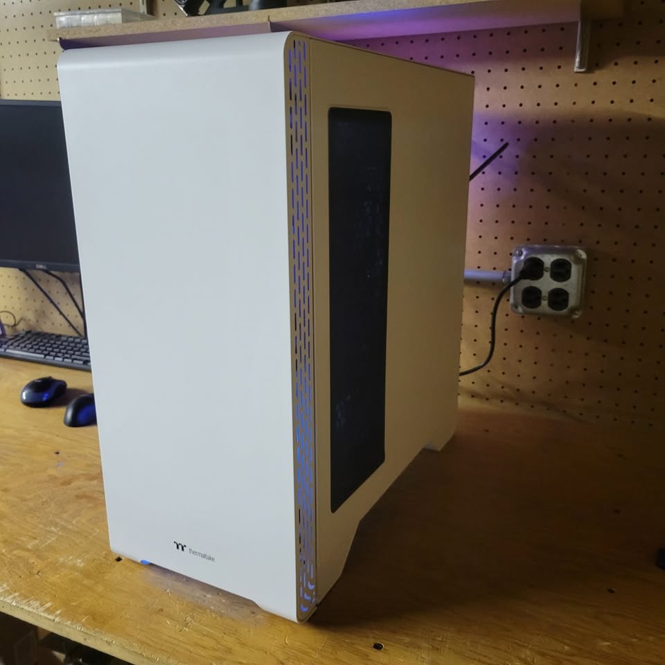Gaming PC Ryzen 5-5500 + Gigabyte Aero RTX 5060 - photo 5
