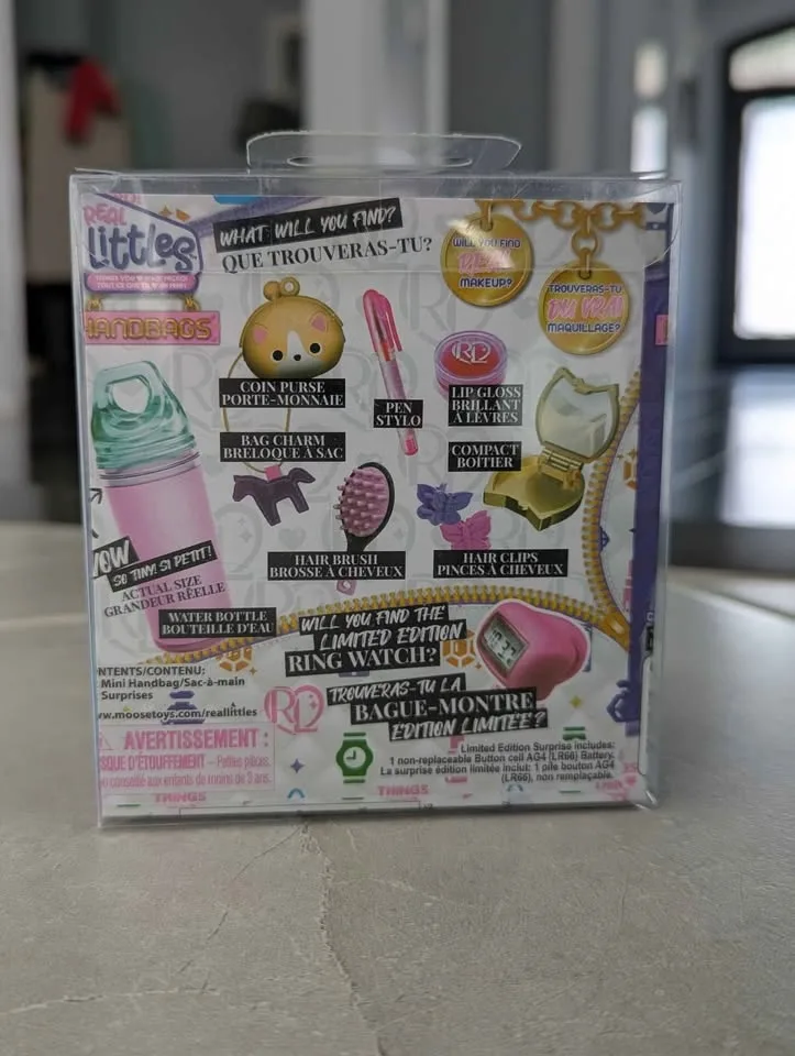 Real Littles Micro Handbag with 6 Micro Surprises image indicator(2)