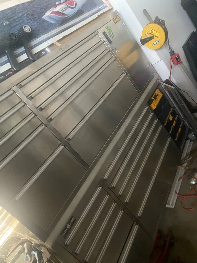 Steel Dawg Tool box’s image indicator(4)