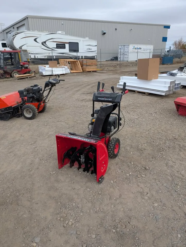 PowerSmart 24" Two Stage Snow Thrower image indicator(3)