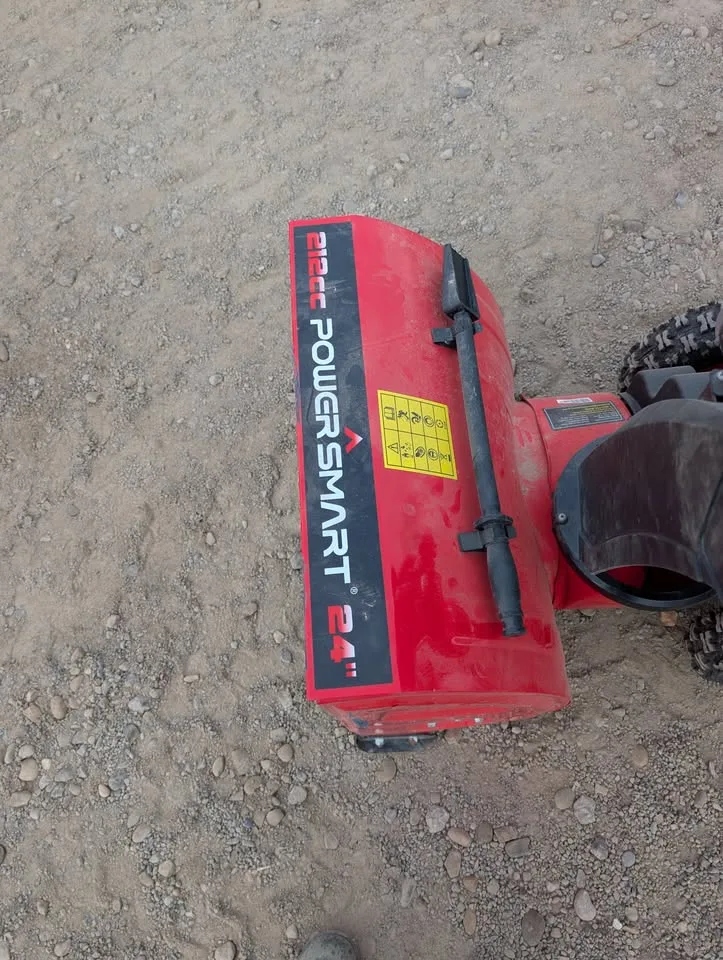 PowerSmart 24" Two Stage Snow Thrower image indicator(4)