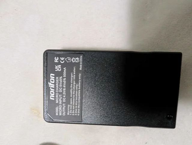 Norifom Battery Charger image indicator(2)