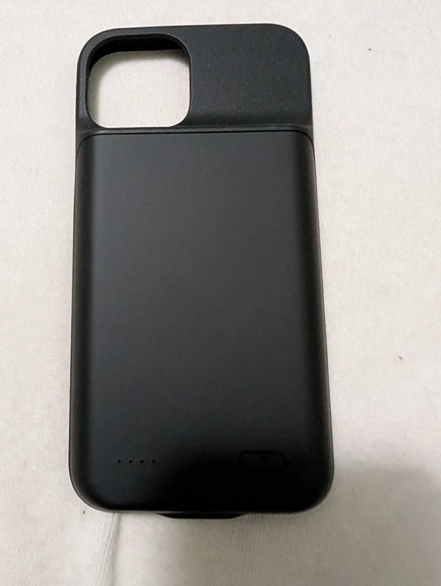 iPhone 14 Battery Case image indicator(2)