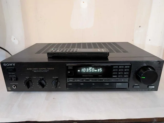 Sony STR-AV310 AM/FM stereo receiver thumbnail