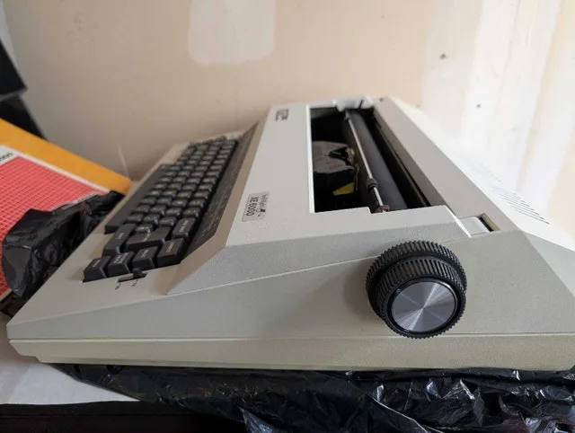 Smith Corona XE 6000 Typewriter image indicator(4)