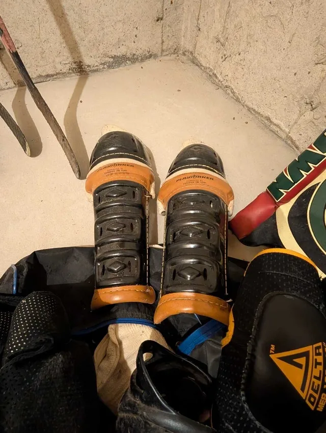 Youth Hockey Gear image indicator(5)