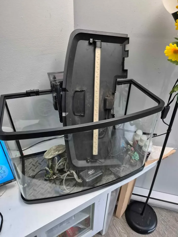 FLUVAL VISTA  AQUARIUM  _ FISH TANK image indicator(7)