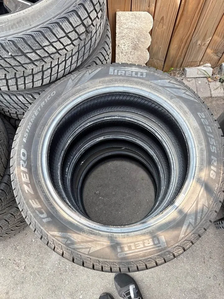 Pirelli Ice Zero Asimmetrico Winter Tires – 225/55 R18 thumbnail
