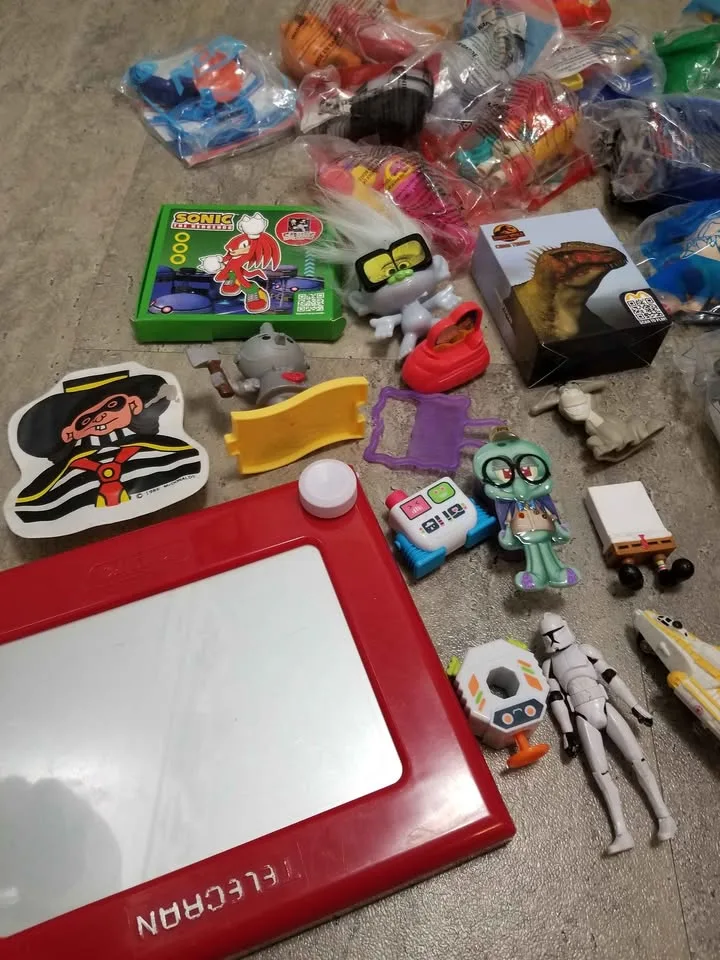 Kids Toys & Helmet 50-54 cm image indicator(2)