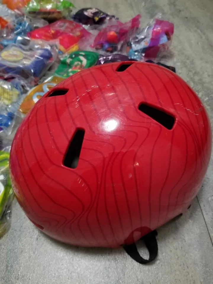 Kids Toys & Helmet 50-54 cm image indicator(6)