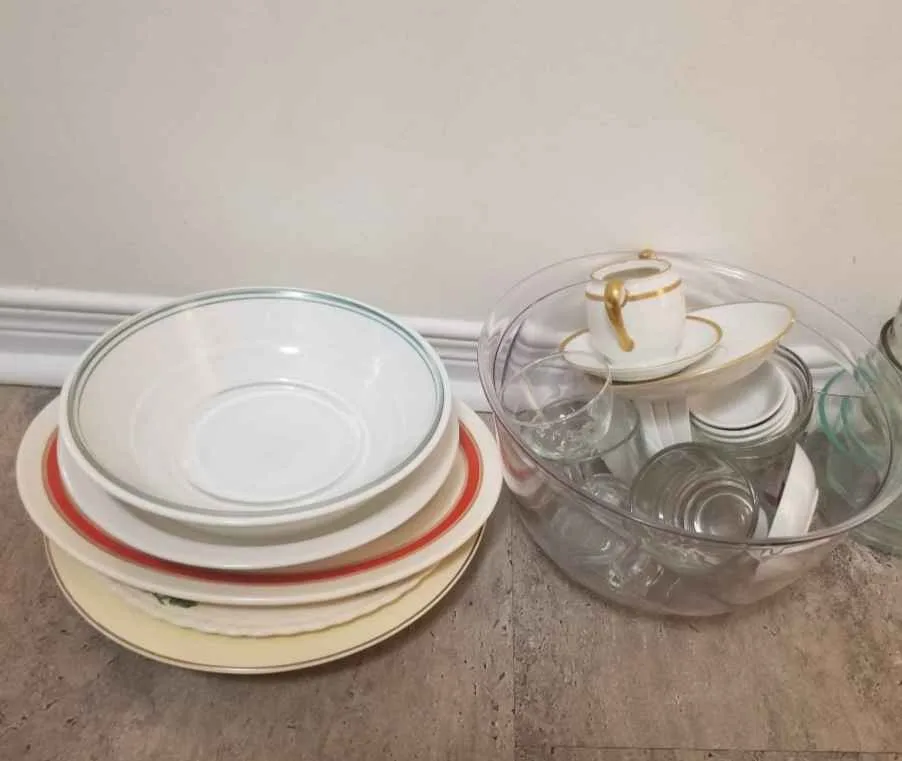 ALL for $10 Glassware & Ceramics image indicator(2)