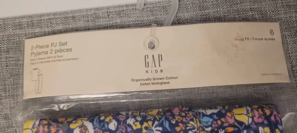 GAP Kids Size 6 PJ'S image indicator(2)