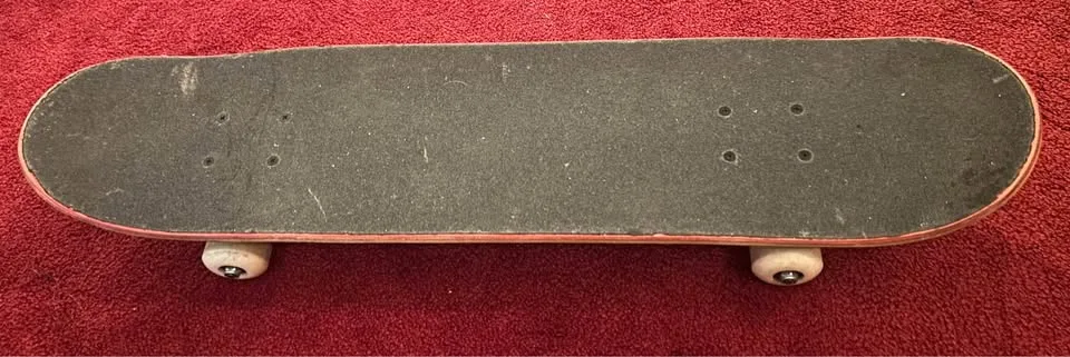 Braille 7.25” Kids Skateboard – Ninja Star Design (Excellent Con image indicator(5)