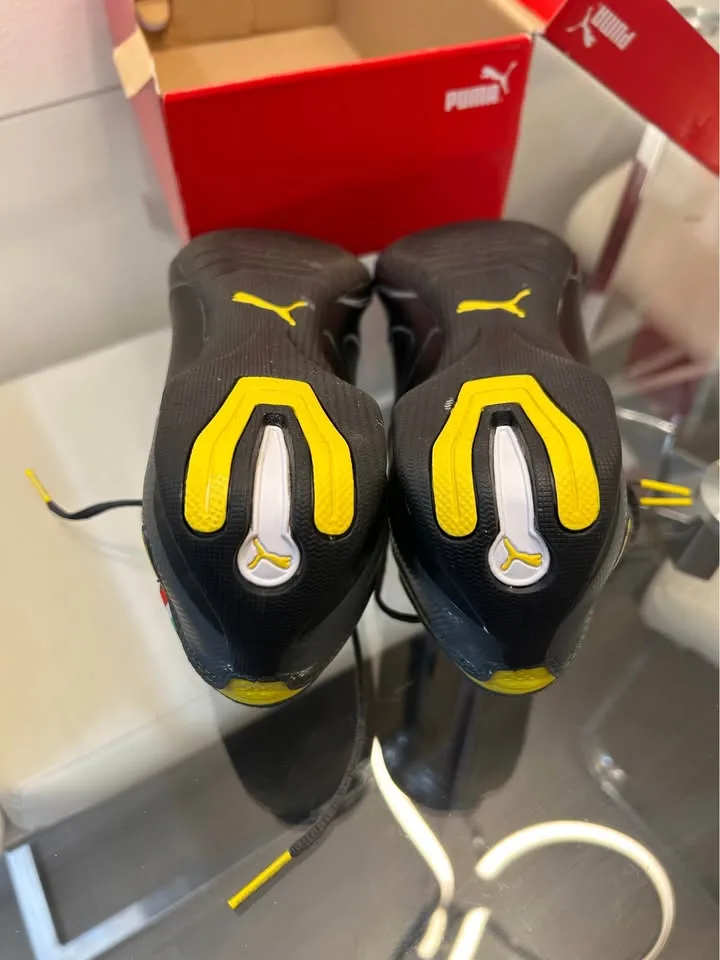 Puma Ferrari Shoes image indicator(4)