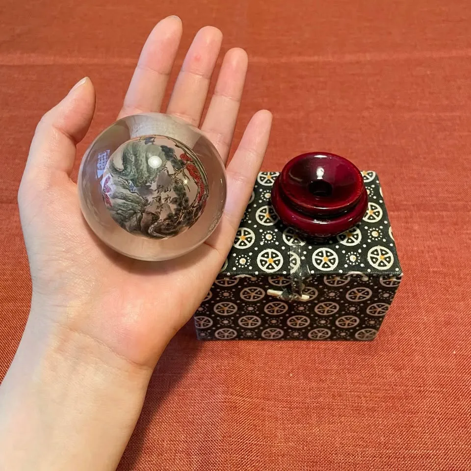 Vintage Chinese Reverse-Painted Art Glass Globe image indicator(9)