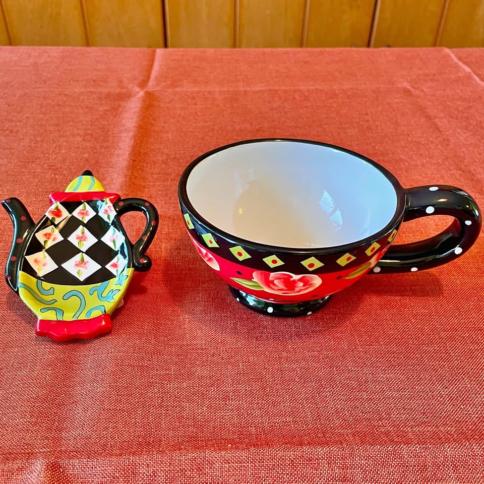 Vintage GIFTCRAFT Tea Cup and Teabag Holder Set
