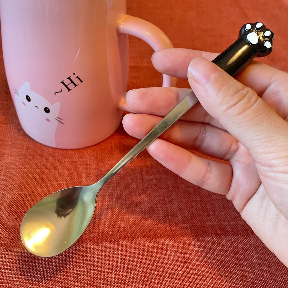 NEW✨Cute Pink Cat Mug with Lid and Paw Spoon - photo 5