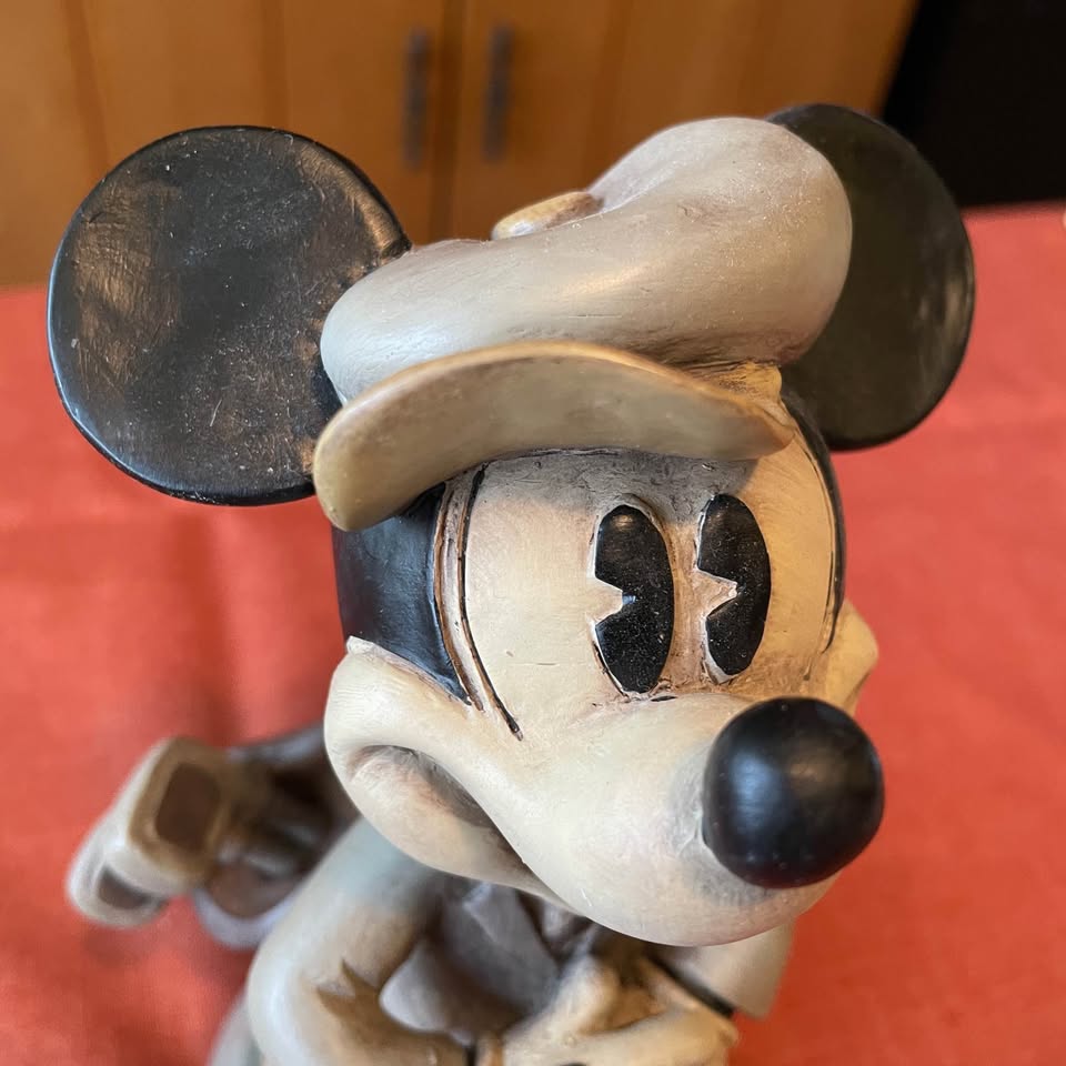 Vintage✨8" Bobblehead Mickey Mouse Golfer Figurine Disney Resort - photo 2