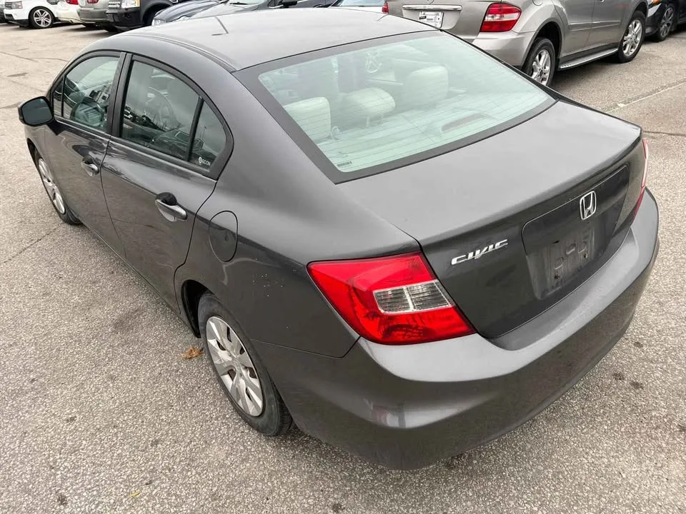 2012 Honda Civic image indicator(2)