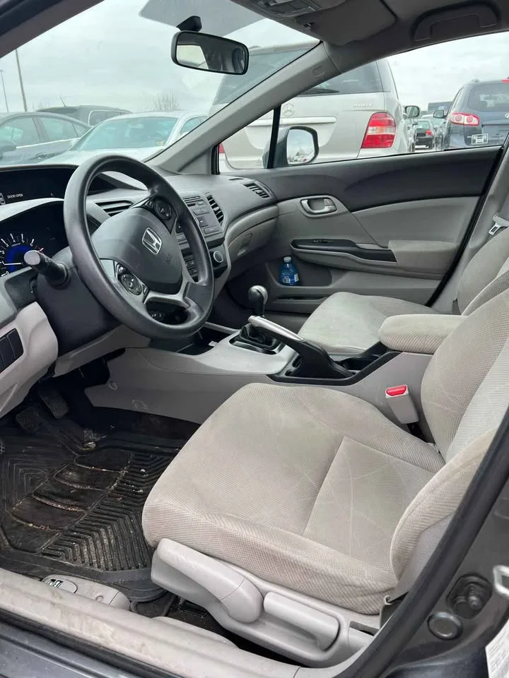 2012 Honda Civic image indicator(5)