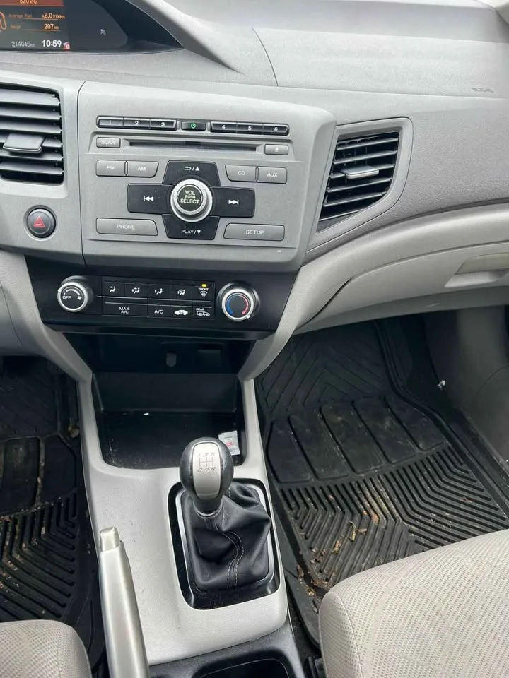 2012 Honda Civic image indicator(7)