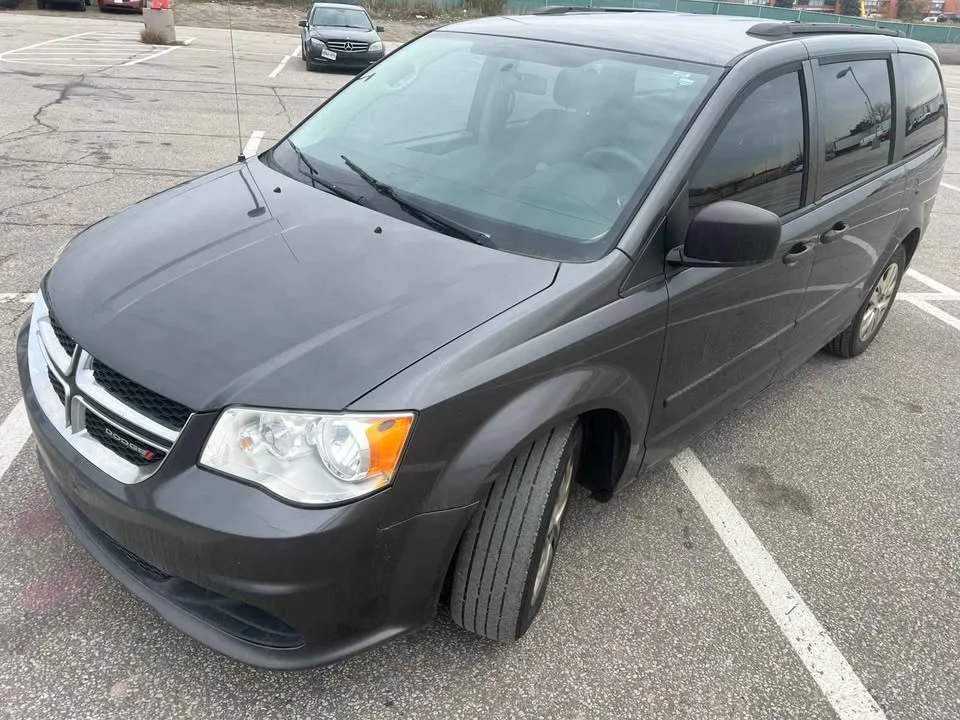 2016 Dodge Grand Caravan image indicator(2)