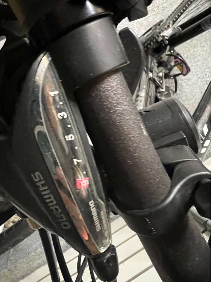 Trek 17" women Bicycle with Helmet extra accessories - photo 4