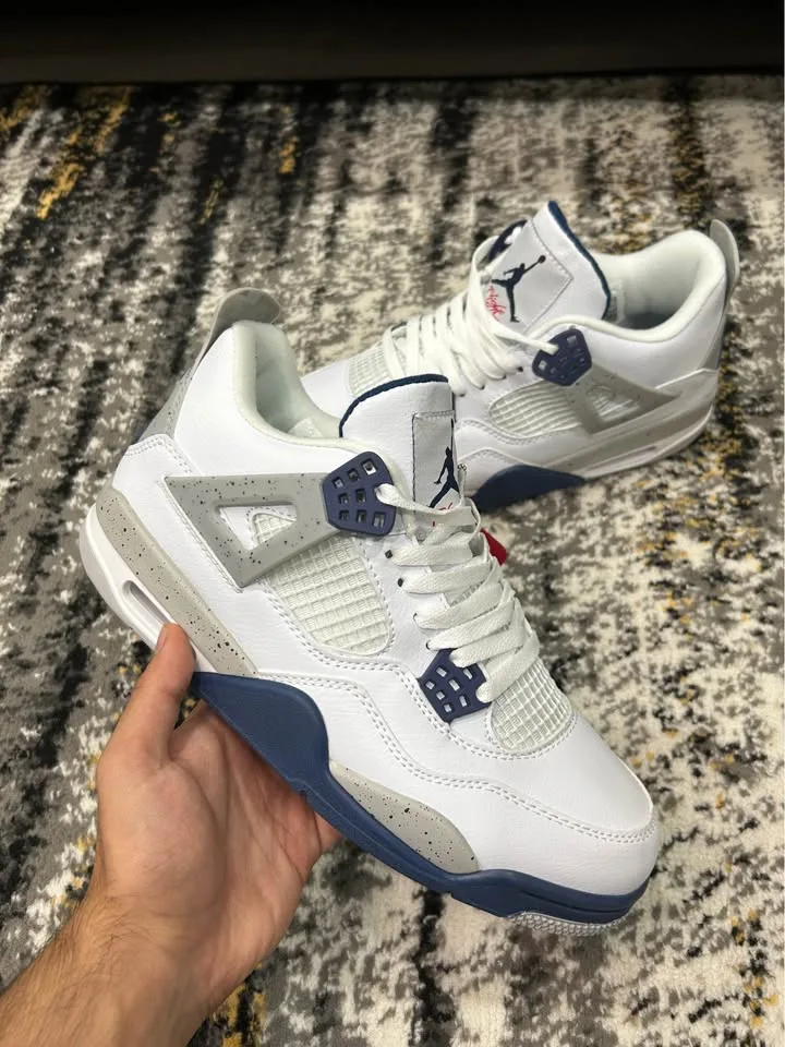 Jordan 4 Midnight Navy size 9.5 men’s image indicator(2)