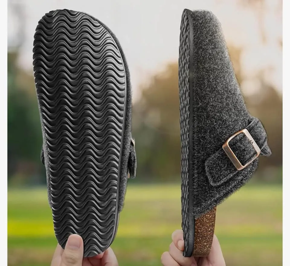 New Unisex Comfort Clogs Sandals size-42 image indicator(3)