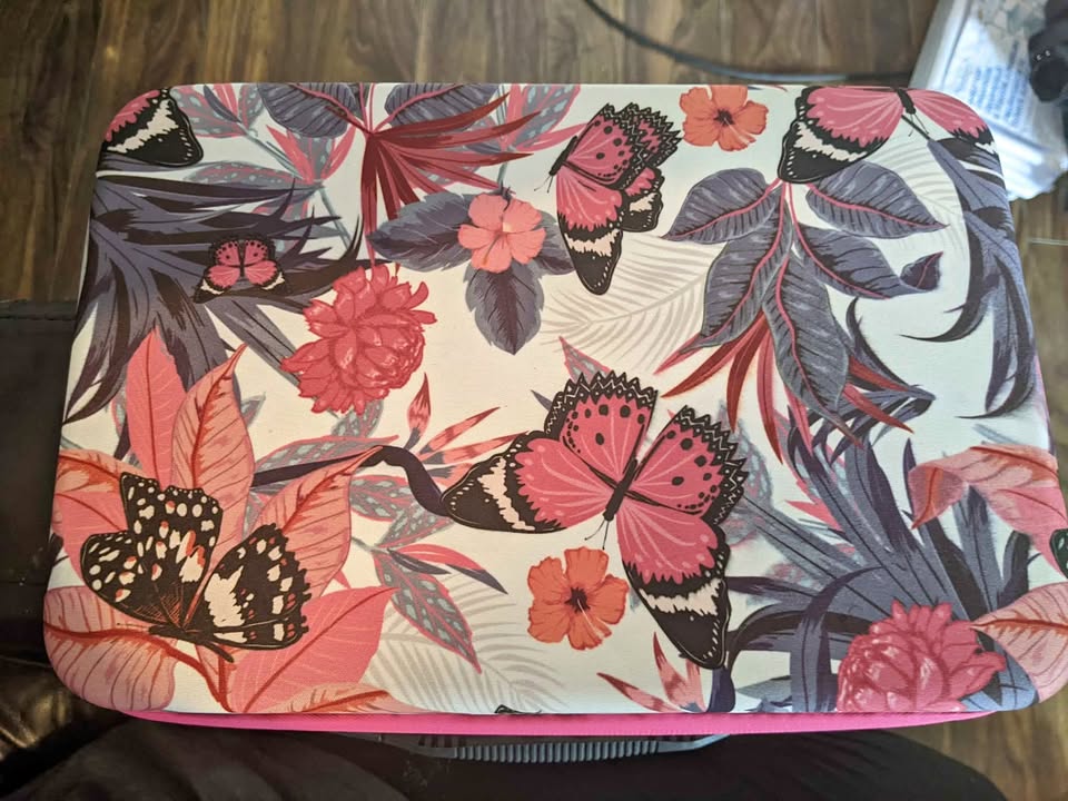 Diamond art storage case with accessories