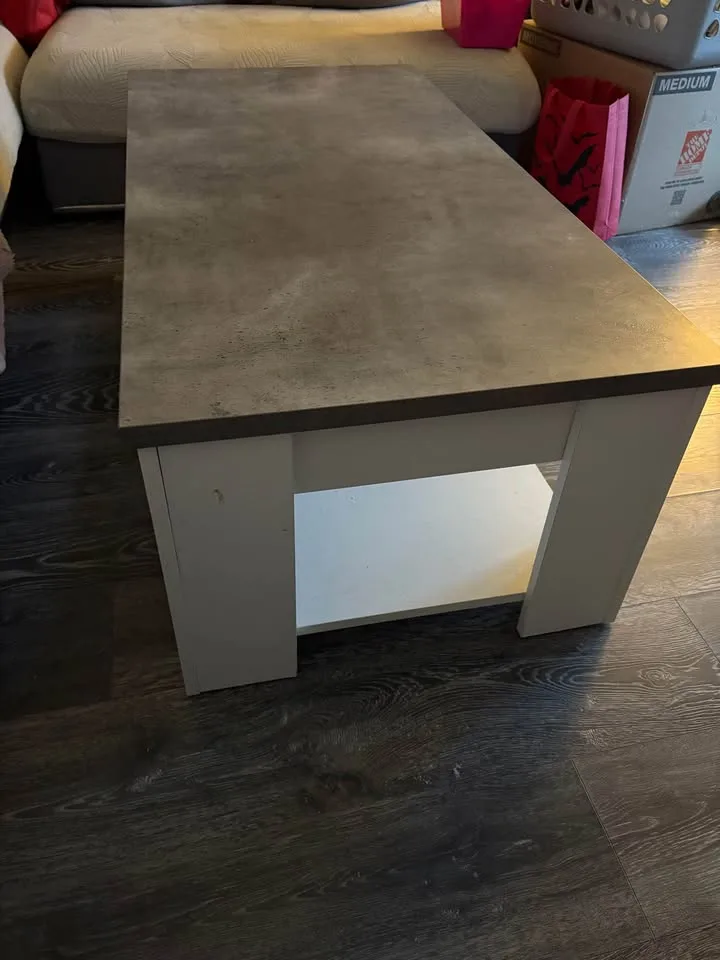 Structube Coffee Table image indicator(2)