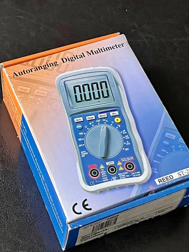 Reed ST-202 - Autoranging Digital Multimeter LIKE NEW thumbnail
