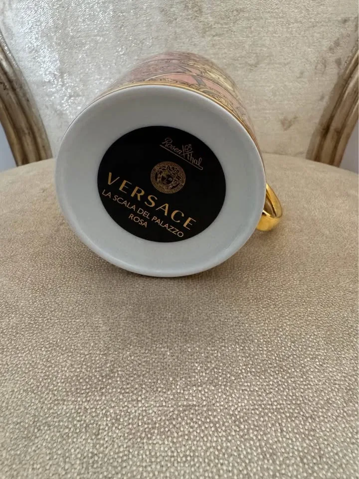 Versace La Scala Del Palazzo Rosa (NEVER USED) image indicator(3)