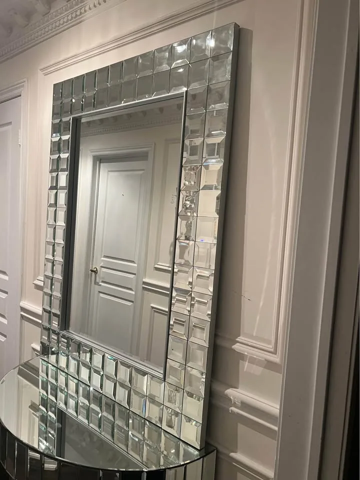 Mirror and Table Set (NEED GONE) image indicator(7)