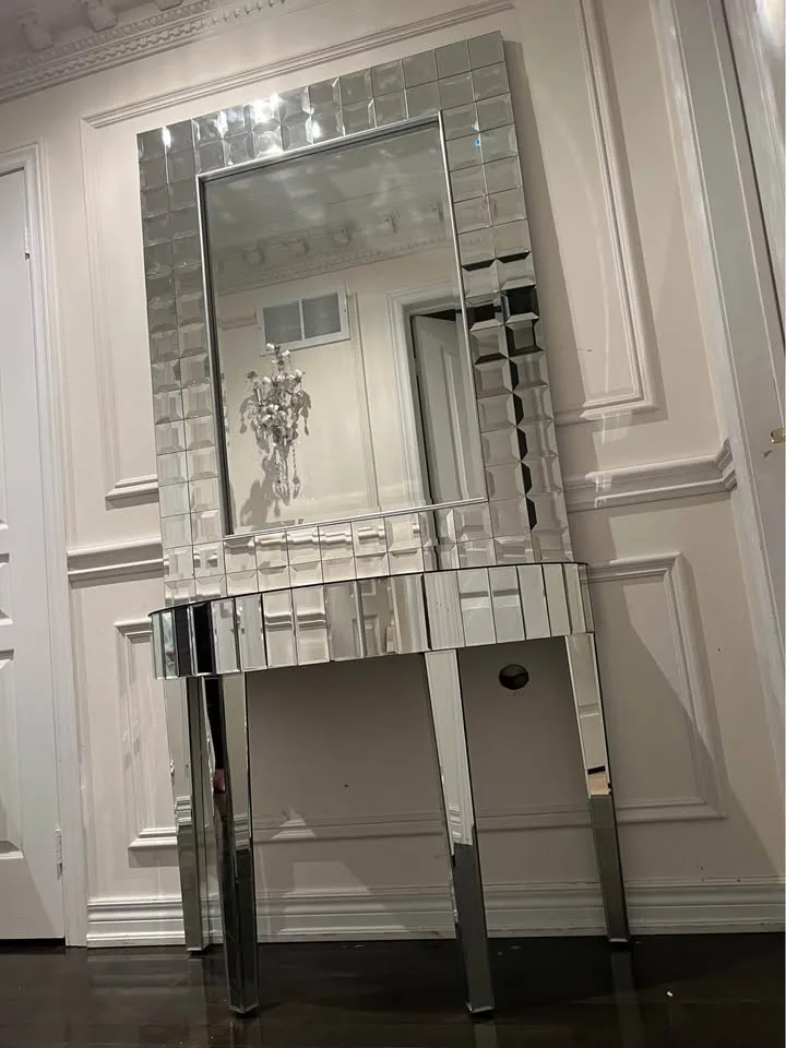 Mirror and Table Set (NEED GONE) image indicator(8)