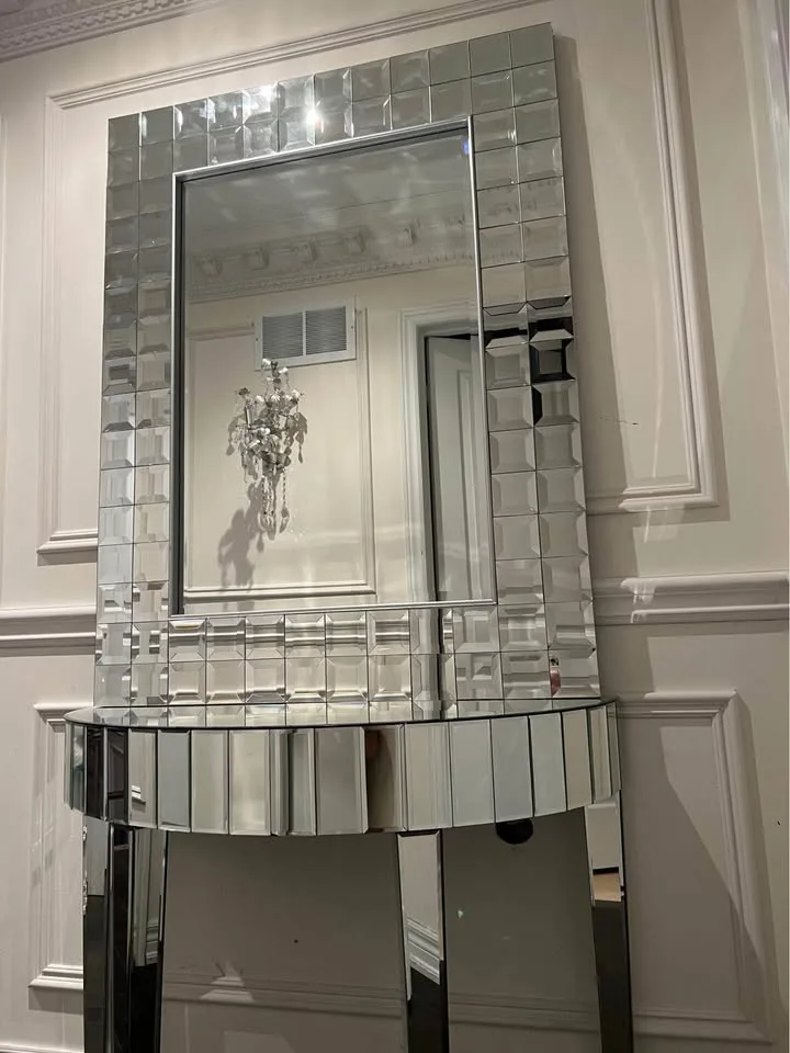 Mirror and Table Set (NEED GONE) image indicator(10)