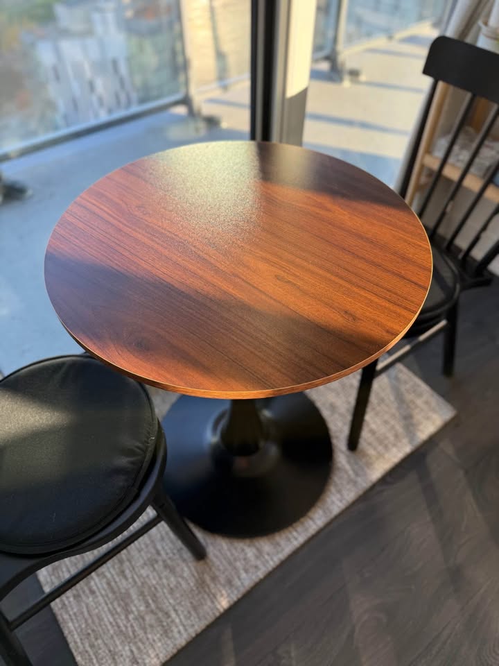 Round dining table - photo 2