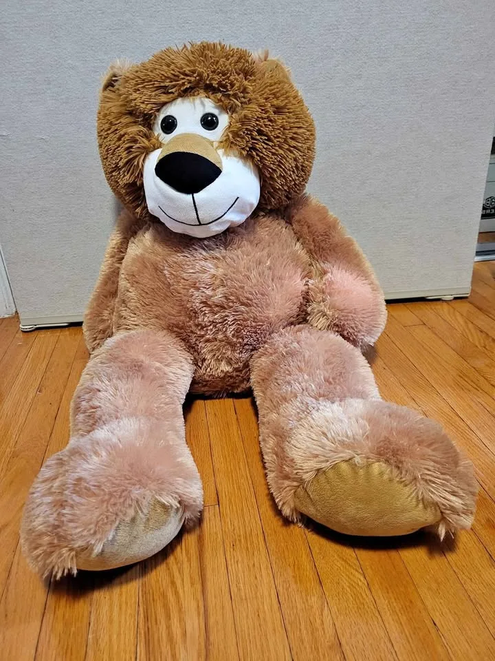 Loveable Lion Stuffie