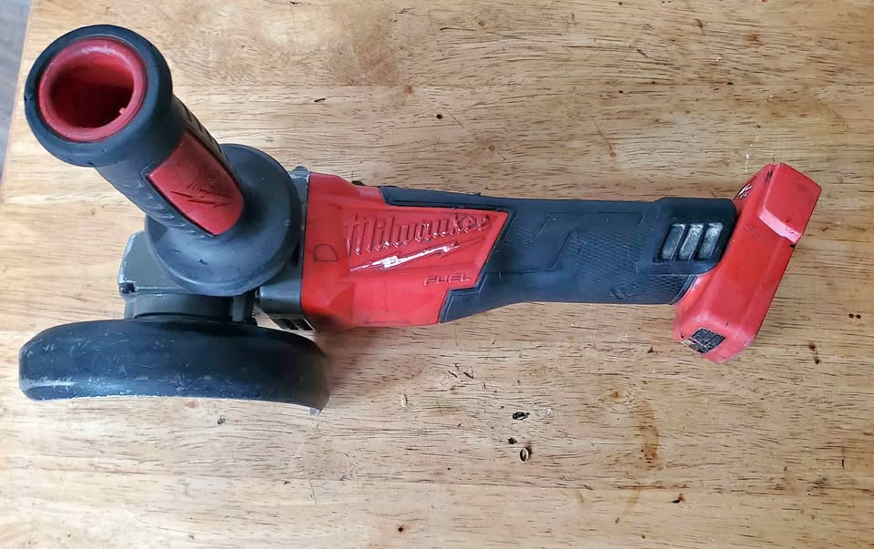 Milwaukee M18 Fuel 4-1/2/5 Grinder Paddle