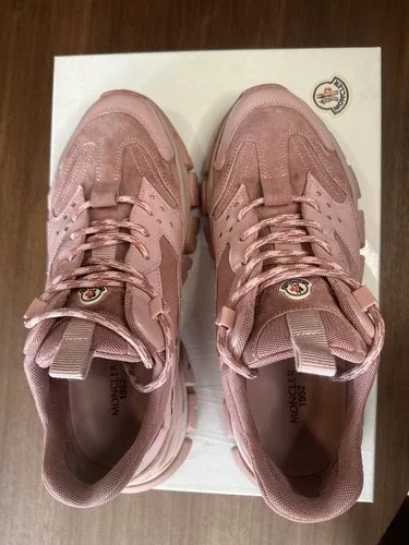 Moncler Pink Leave No Trace, Men’s sz 7 image indicator(8)