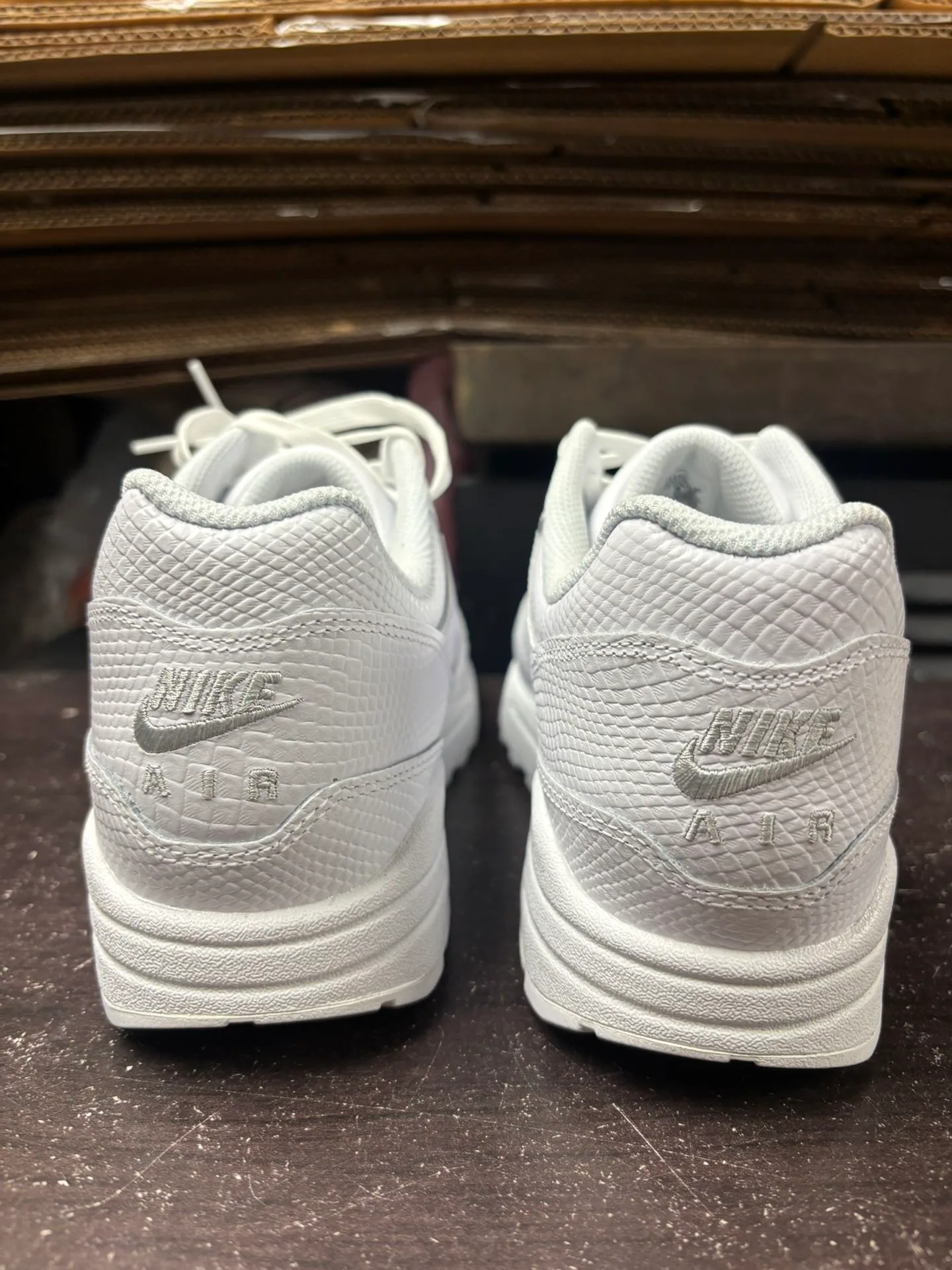 Nike Air Max 1 Premium White Snakeskin image indicator(4)