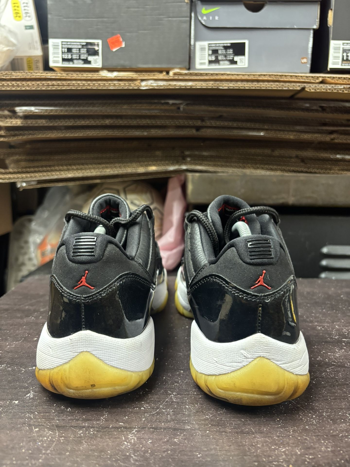 Air Jordan 11 Low 72-10 - photo 4