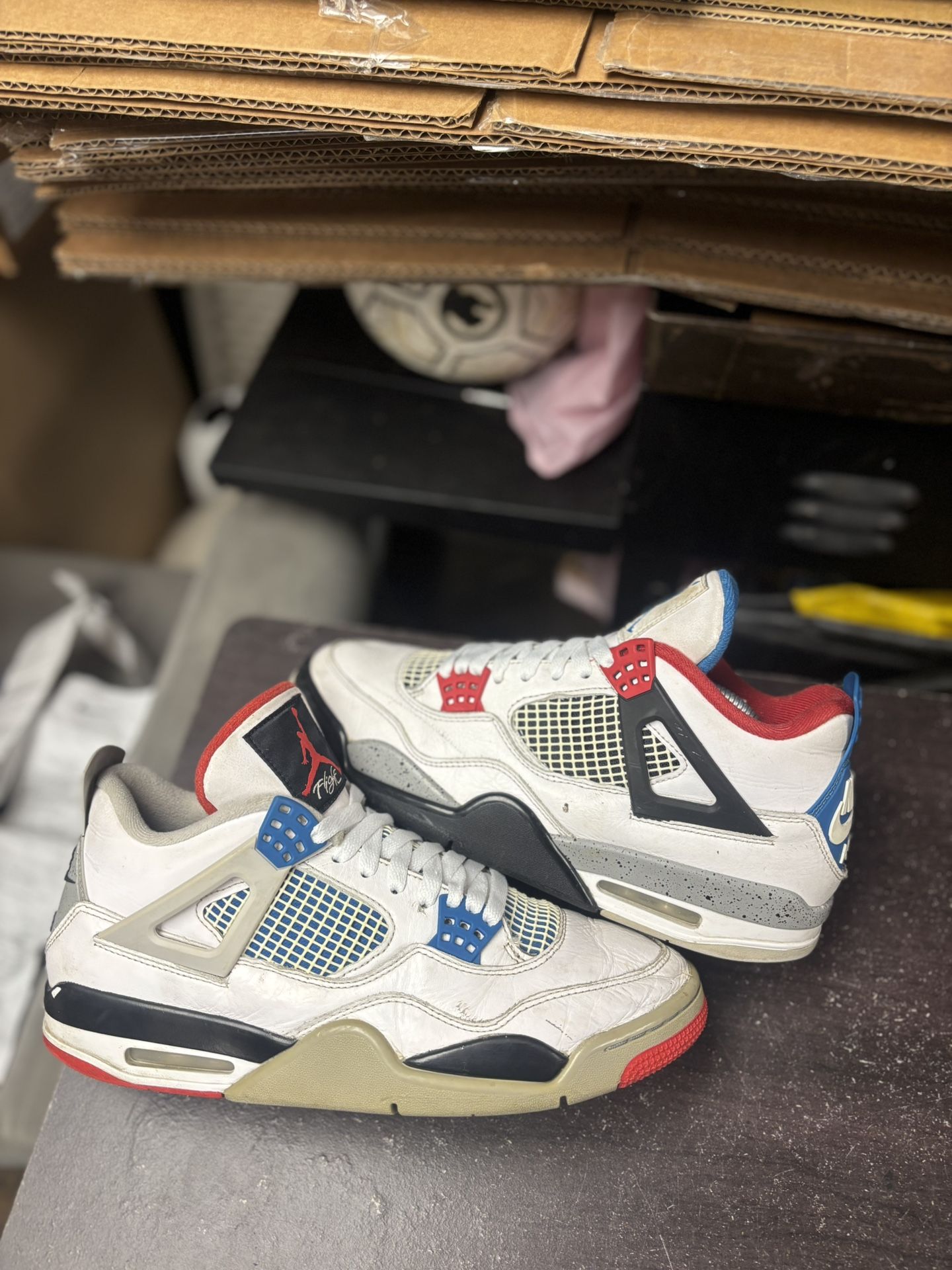 Air Jordan 4